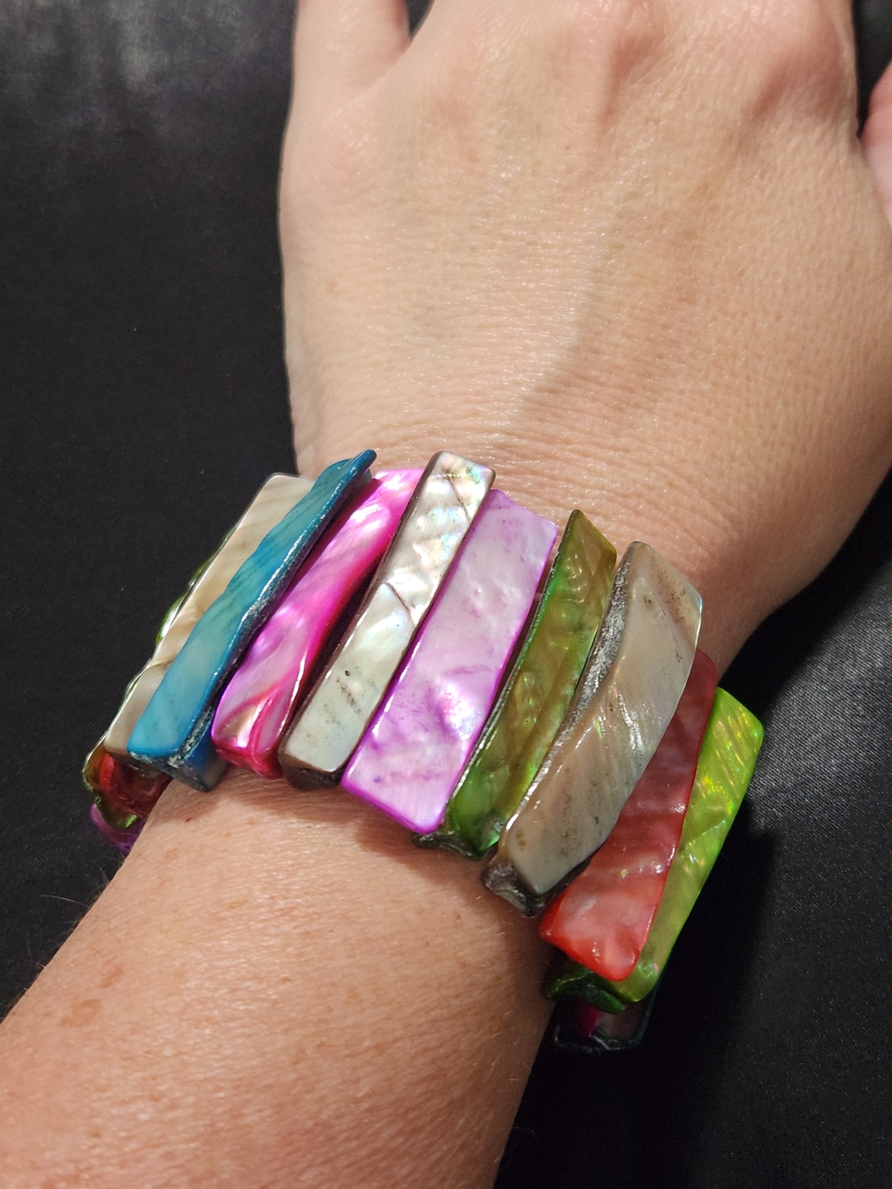 Colorful Mother-of-Pearl Stretch Bracelet - Multicolor